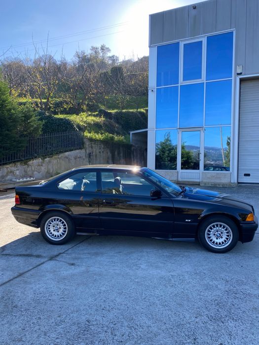 Bmw E36 318is imaculado