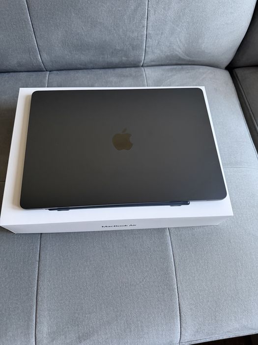 Jak nowy MacBook Air 15 M4 16Gb 256Gb północ