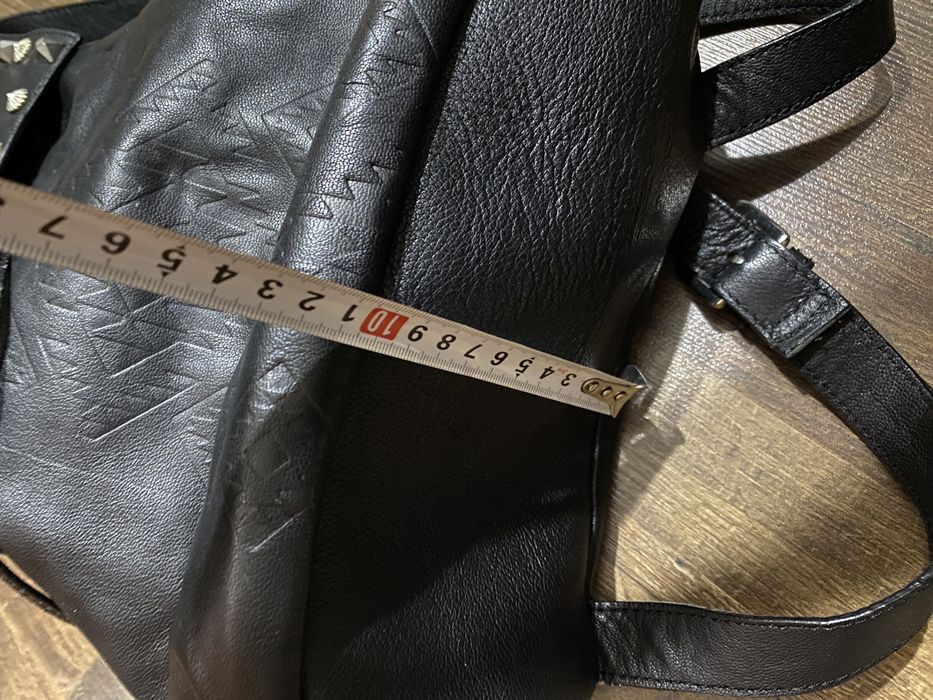 Шкіряний рюкзак середній розмір