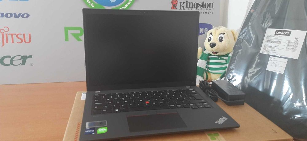 Portátil / Labtop Lenovo T14 Gen5 | 14,1"-IPS | Intel Ultra 5-125u | 16G/32G DDr5 | NVMe512G |M| W11