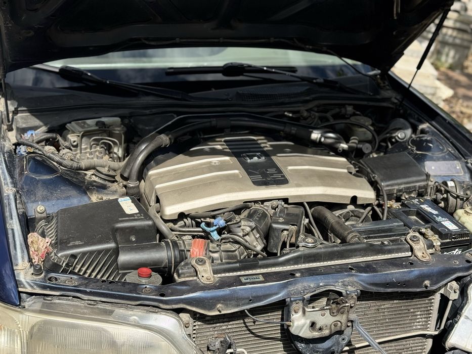 Продам Honda Legend