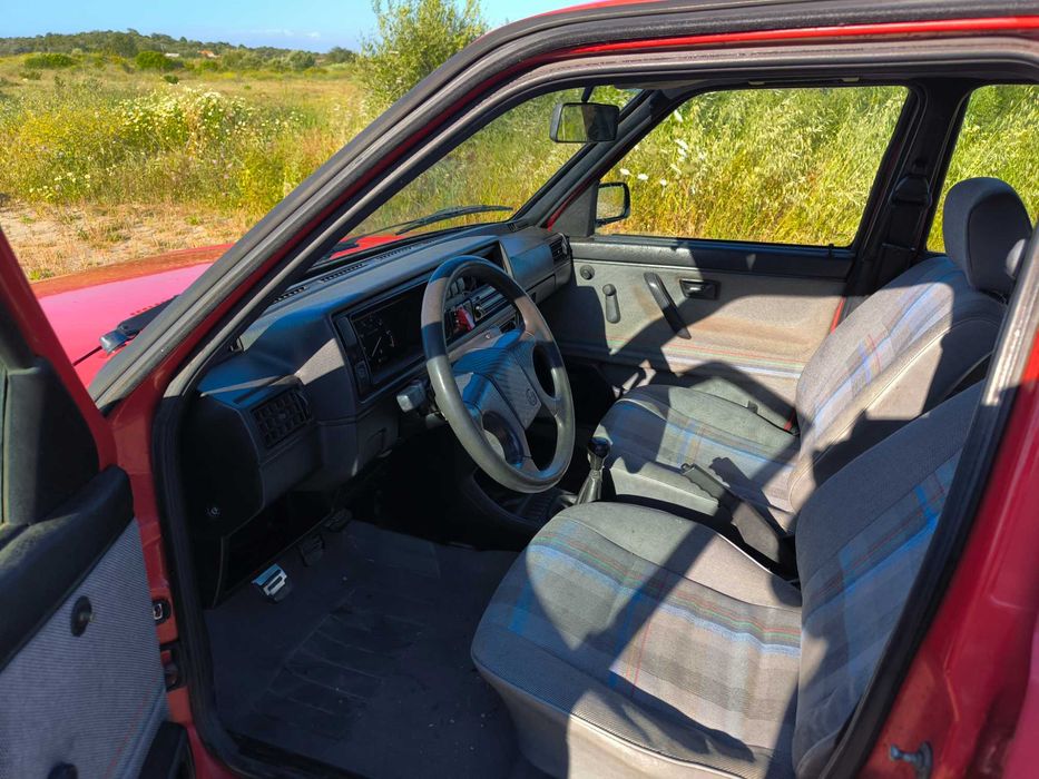 VW GOLF MK2 1.3 GT 5 PORTAS 1989 – O Clássico que ainda faz sonhar!