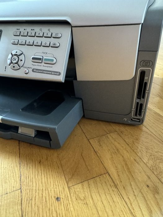 HP Photosmart 3213 Принтер,сканер,копировальный