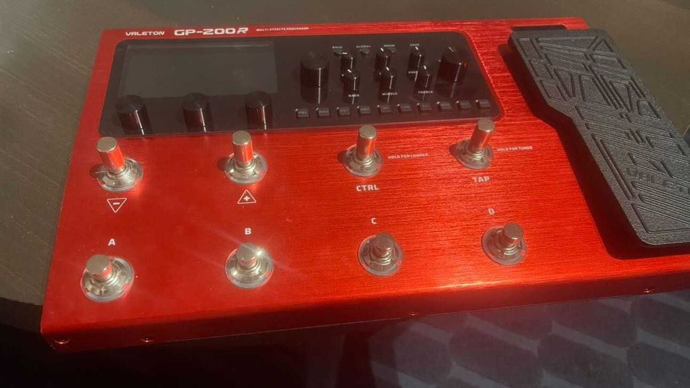 pedaleira valeton gp-200 red - como nova