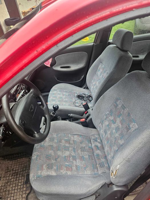 Deawoo Lanos 1.5 z car audio lub bez