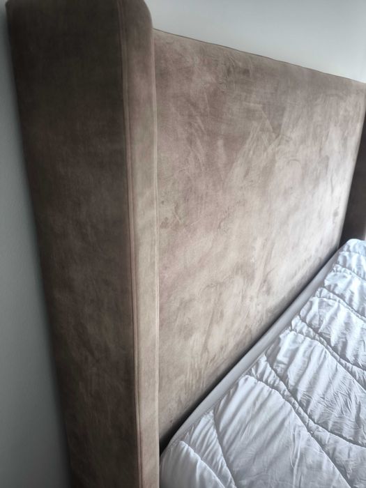 Cama de casal Queen Size