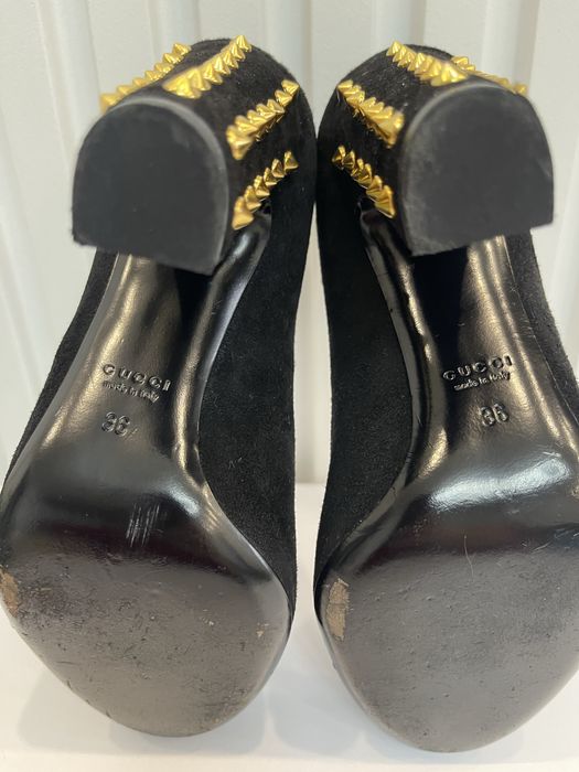 туфлі GUCCI Замшеві декоровані шипами. Оригінал 36