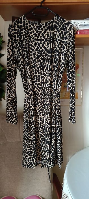 Damska sukienka kopertowa