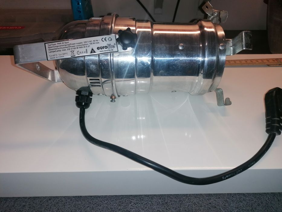 Reflektor sceniczny PAR-30 cena za 2szt