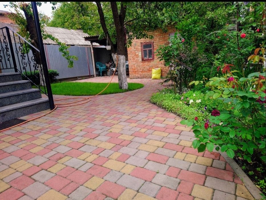 Оренда 3 кімнатної квартири "на землі"