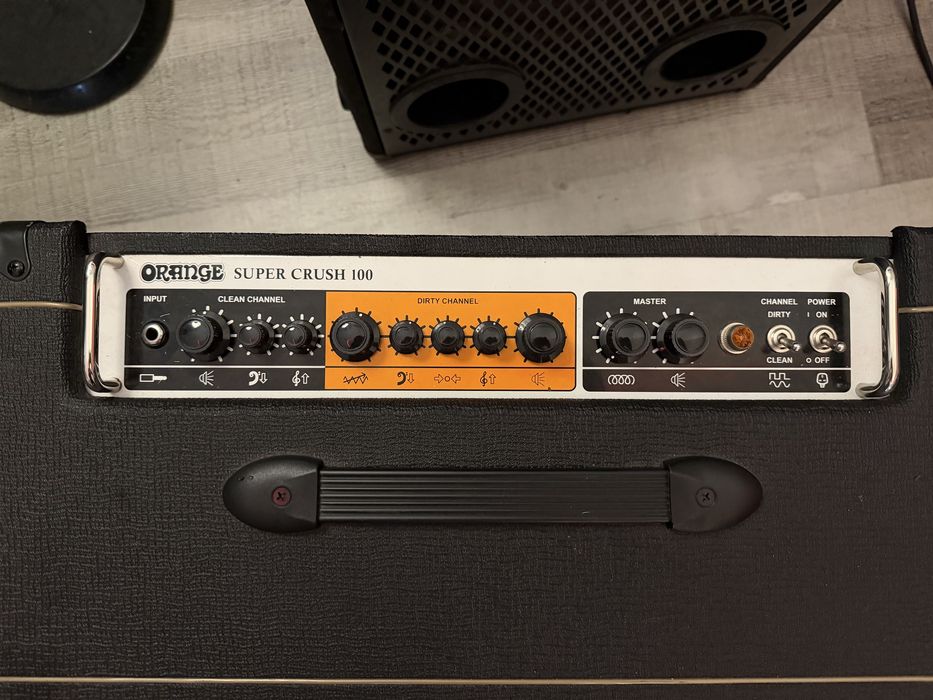 Orange Super Crush 100 Combo (Black)