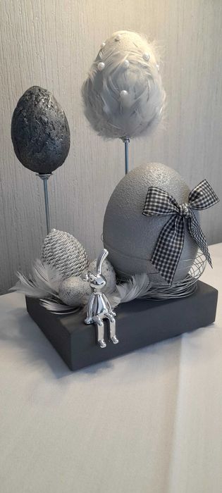 Stroik wielkanocny w stylu nowoczesnym