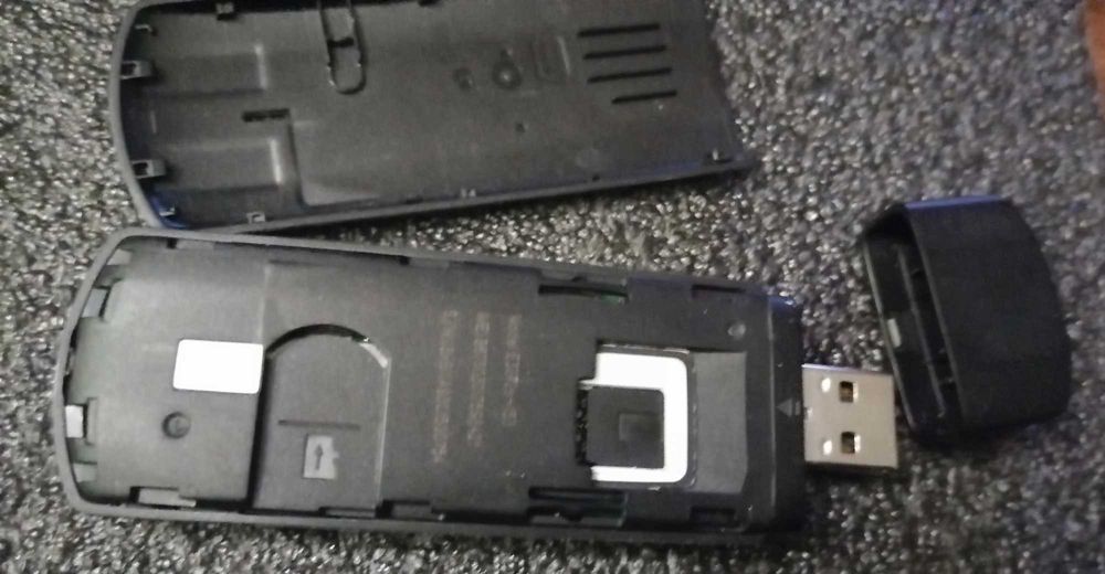 Modem USB 4G LTE Huawei E3272s-153, 150Mb/s