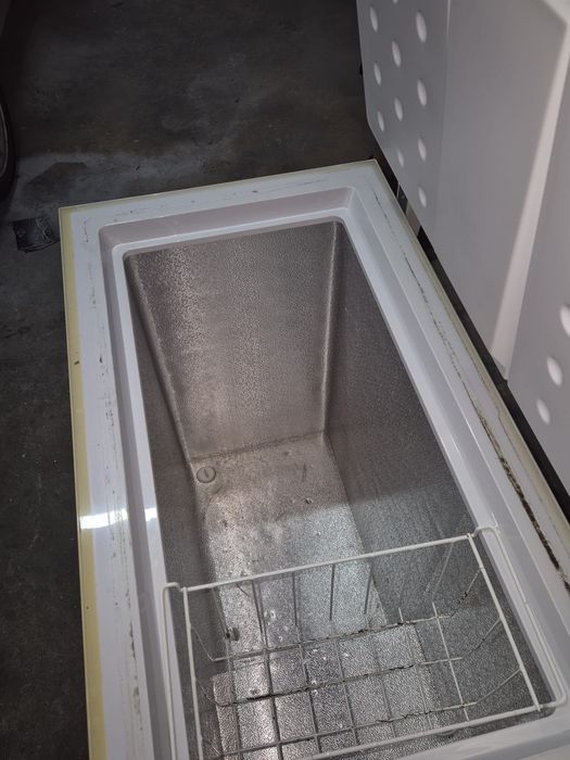 Arca Congeladora Horizontal Jocel 240L – A Funcionar Perfeitamente