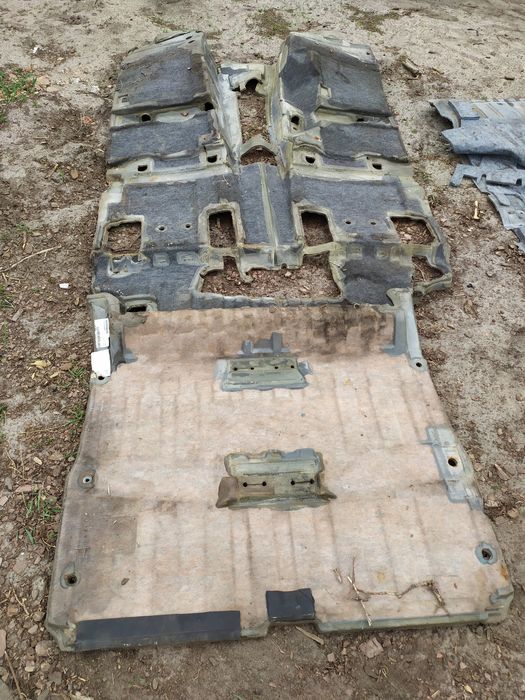 Ковролін mercedes ml sorento