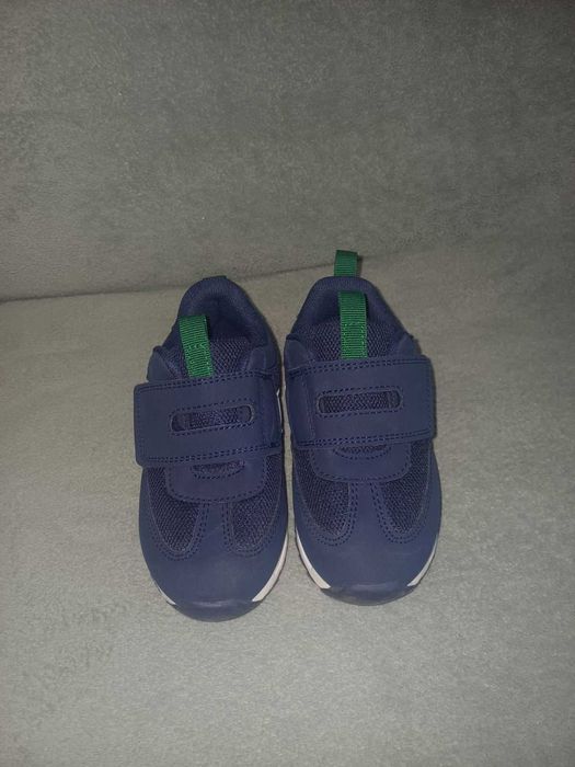 Primark Кросівки для хлопчика 27 розміру