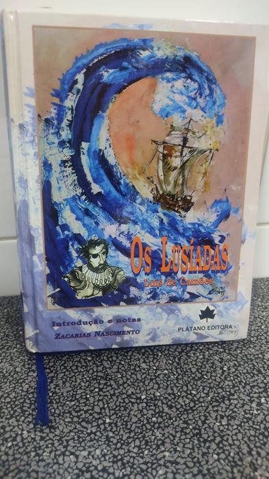 Livro. "  Os. Lusíadas "  de  Luís de Camões.