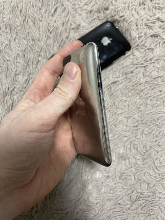 Ipod 8 gb працює