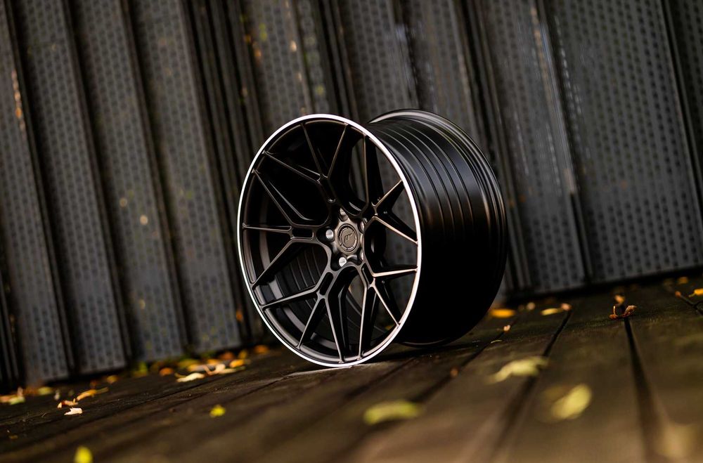 Felgi JR51 Flow Form 19" 9,5J + 20" 10,5J 5x112 BMW M3 M4 G80 G82 M5