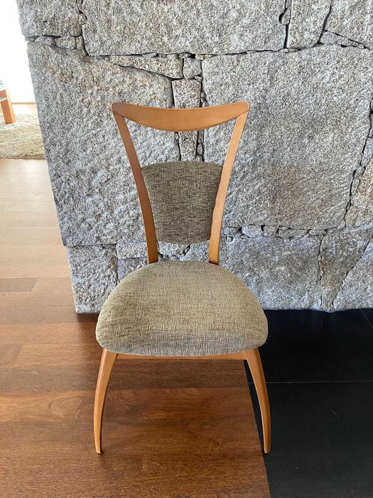 Mobília para Sala de Jantar - Mesa + 6 Cadeiras + Aparador