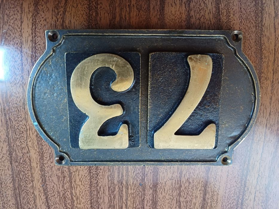 Números de porta 73 ou 37