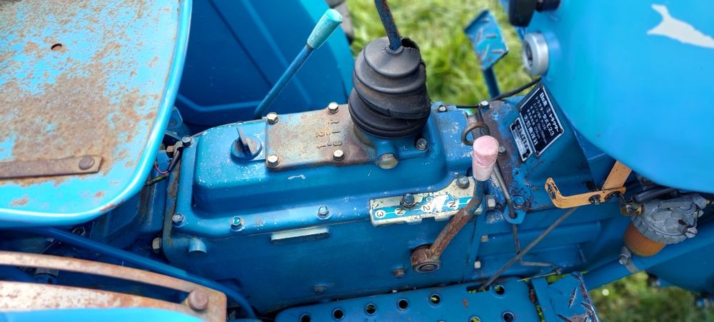 Японський мінітрактор Hinomoto e23  23сили