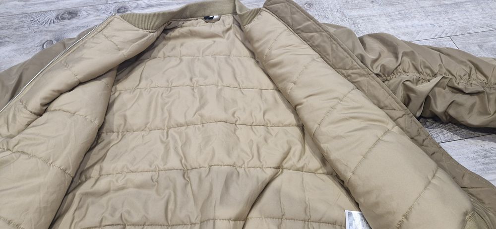 Kurtka damska bomberka