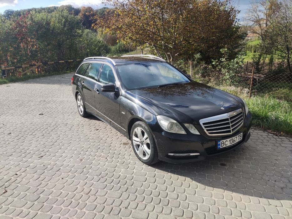 Продам Mercedes E200 2011р
