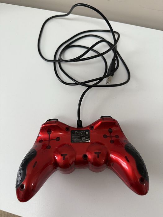 Дротовий геймпад Genesis Mangan PV65