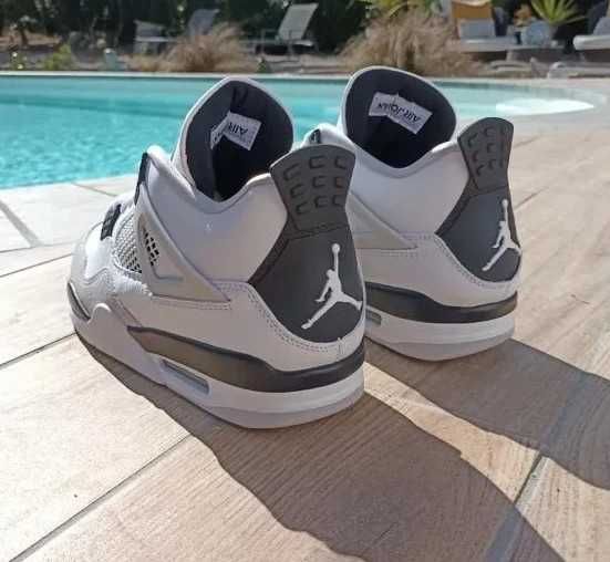 Jordan 4 Retro Military Black r.36
