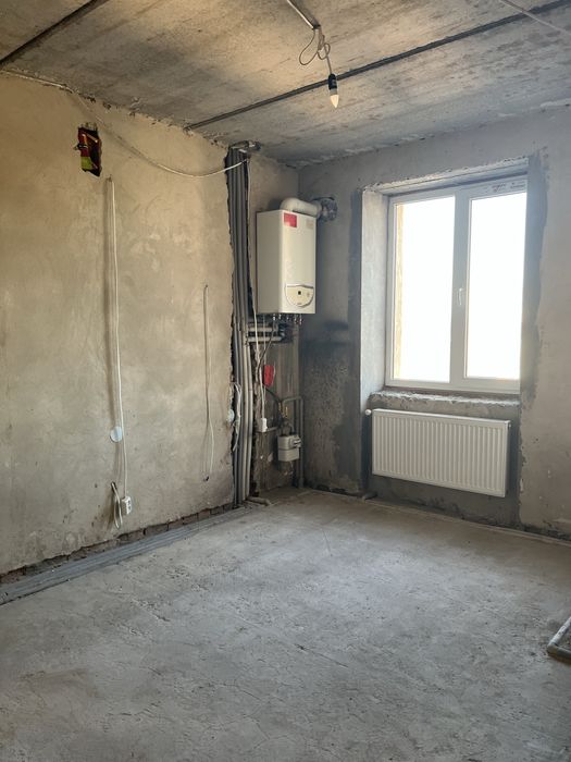 Продам 3-х кімнатну квартиру в зданому будинку.