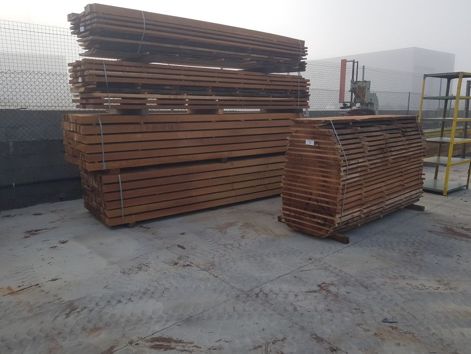 Cambala iroko kambala iroko pau e prancha para tampos de mesas