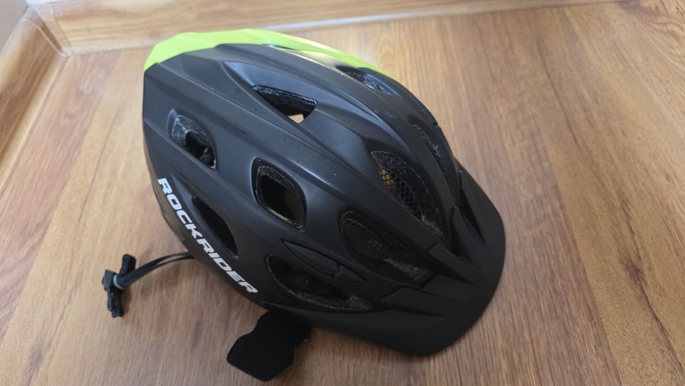 Kask rowerowy MTB 500 w kolorze czarno- limonkowym