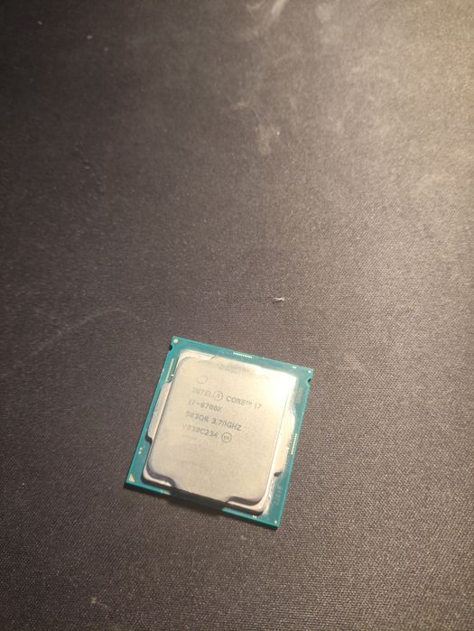 i7 8700k - купити комплектуючі для ПК - Ціна на OLX.ua