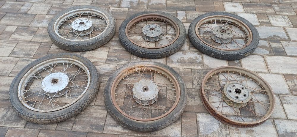 Koła do wfm,komara,piasty,
gażniki,cylindry,kartery.