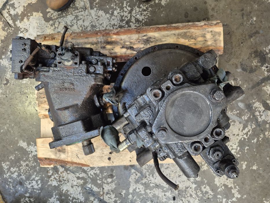 Hydromotor silnik hydrauliczny 51V160-RC8N H1A3 motor hydrauliczny