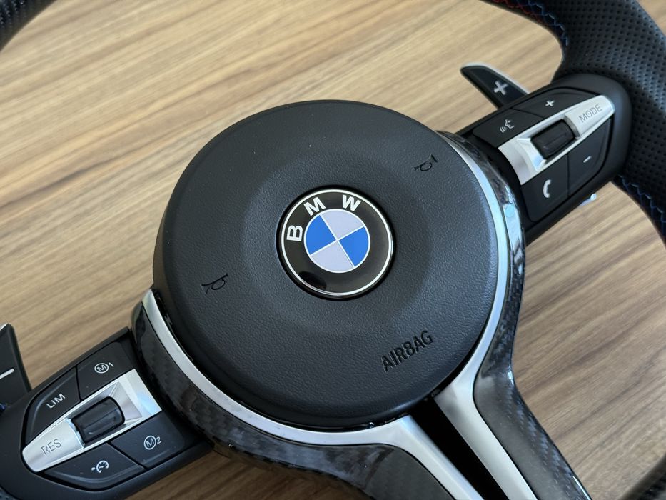 Volante BMW Carbono (Novo)