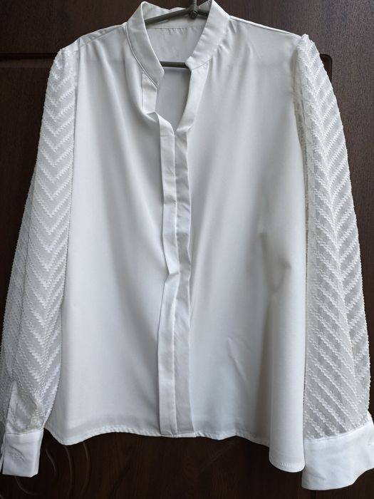 Блузка летняя белая