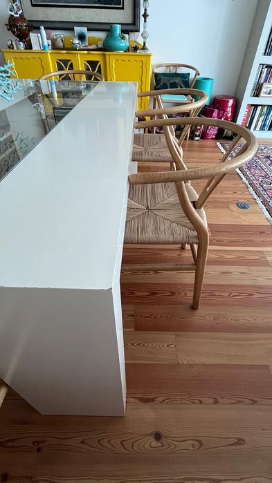 Mesa de sala de jantar