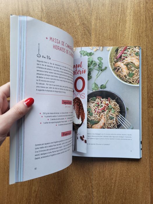 Livro Receitas "Casal Mistério - 10 Anos"