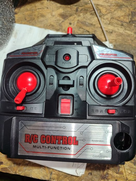 Продам вертолетик на радиоуправлении НА ЗАПЧАСТИ. НА ХОДУ.