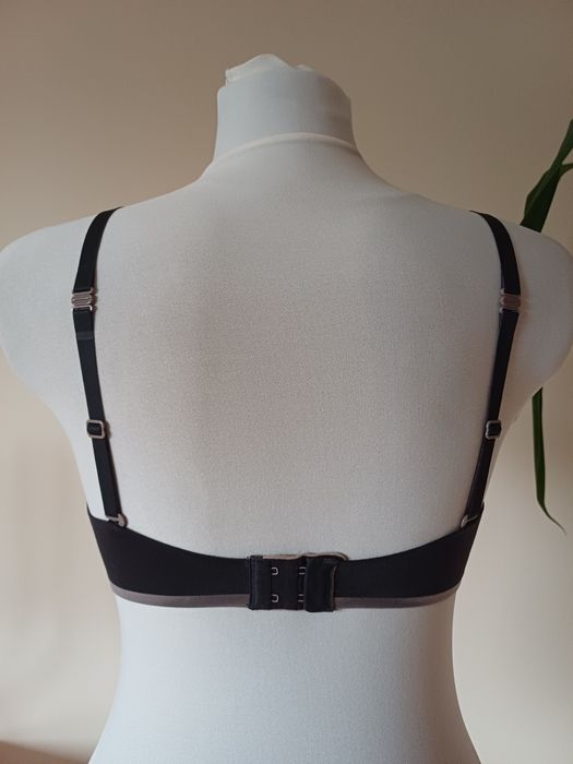 Czarny biustonosz Sloggi, 80C