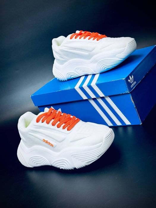 Женские Adidas Yezzy Boost/ кросовки адидас весна/купить адики женские