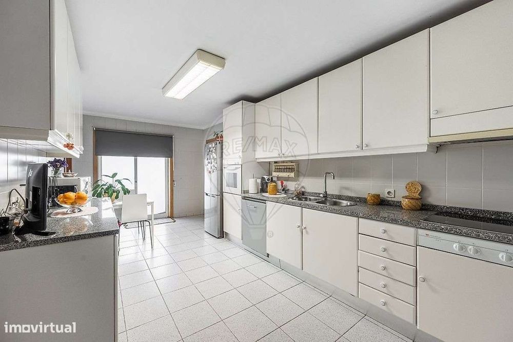 Apartamento T3 em Creixomil