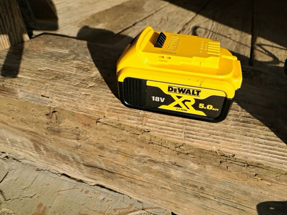 Pilarka akumulatorowa do przycinana gałezi