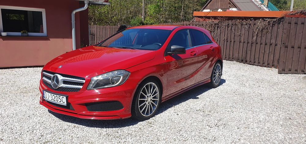 Mercedes-Benz Klasa A Mercedes Benz klasa A 180 d AMG line