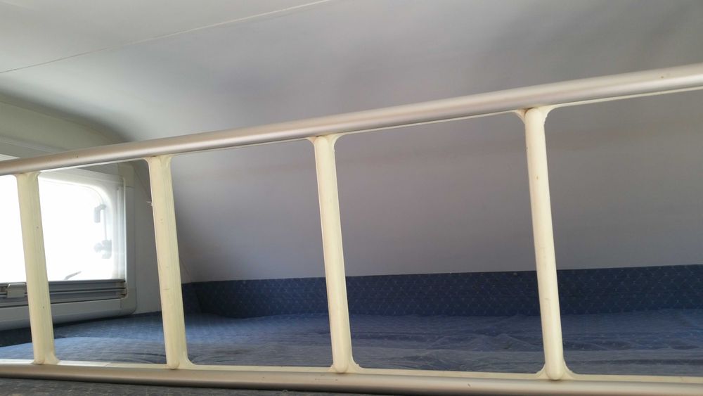 Autocaravana Fiat Ducato 2001 - Bom estado, espaçosa e bem equipada.