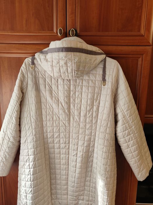 Прода демисезонне пально, куртку. Размер 58-60