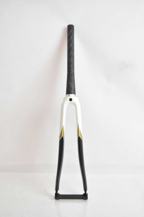 NOWY widelec szosowy carbon x-lite 28' ! tapered ! 1 1/8' - 1 1/2'