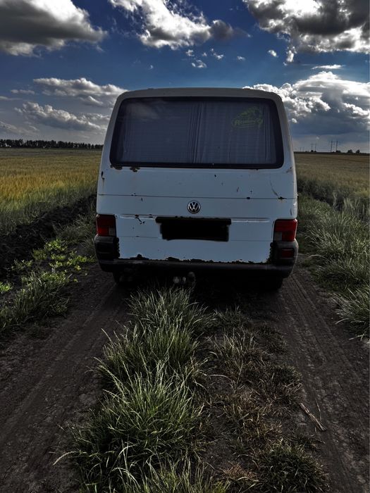Продам машину  Volkswagen т4